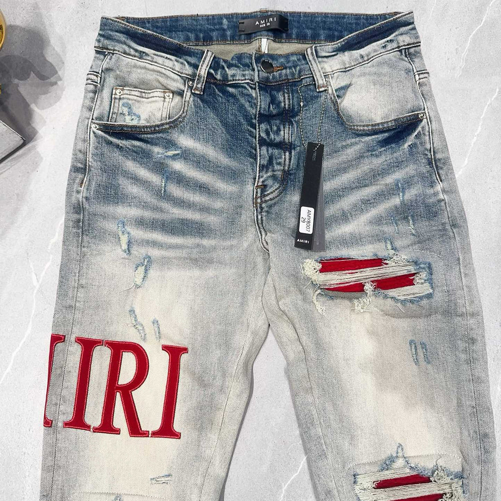 
                      
                        AMIRI Jeans Y312
                      
                    