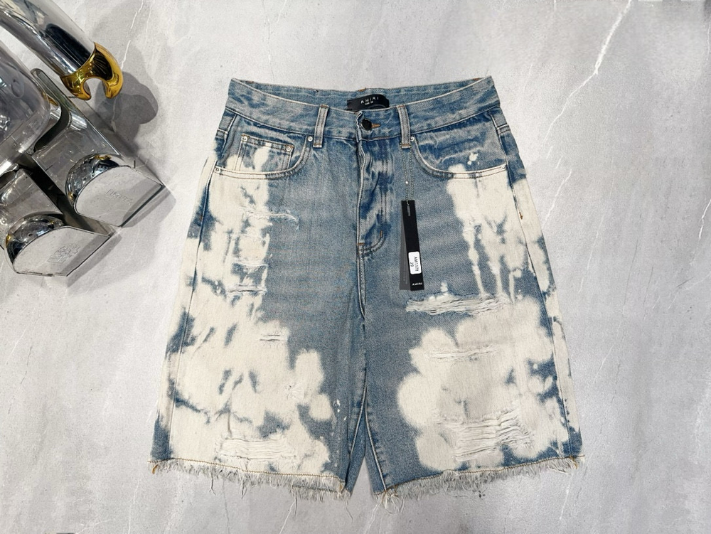 
                      
                        AMIRI JEANS Y289
                      
                    