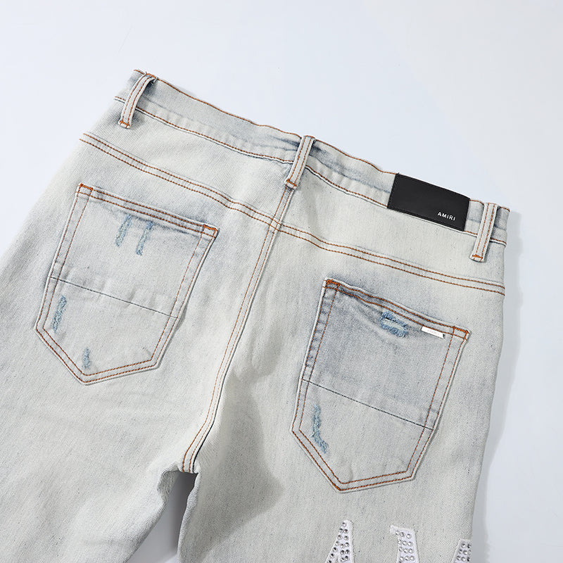 
                      
                        AMIRI JEANS Y252
                      
                    