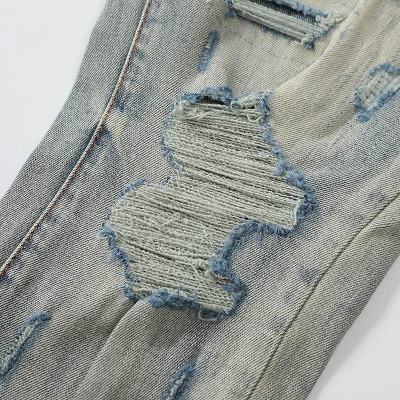 
                      
                        AMIRI JEANS Y221
                      
                    