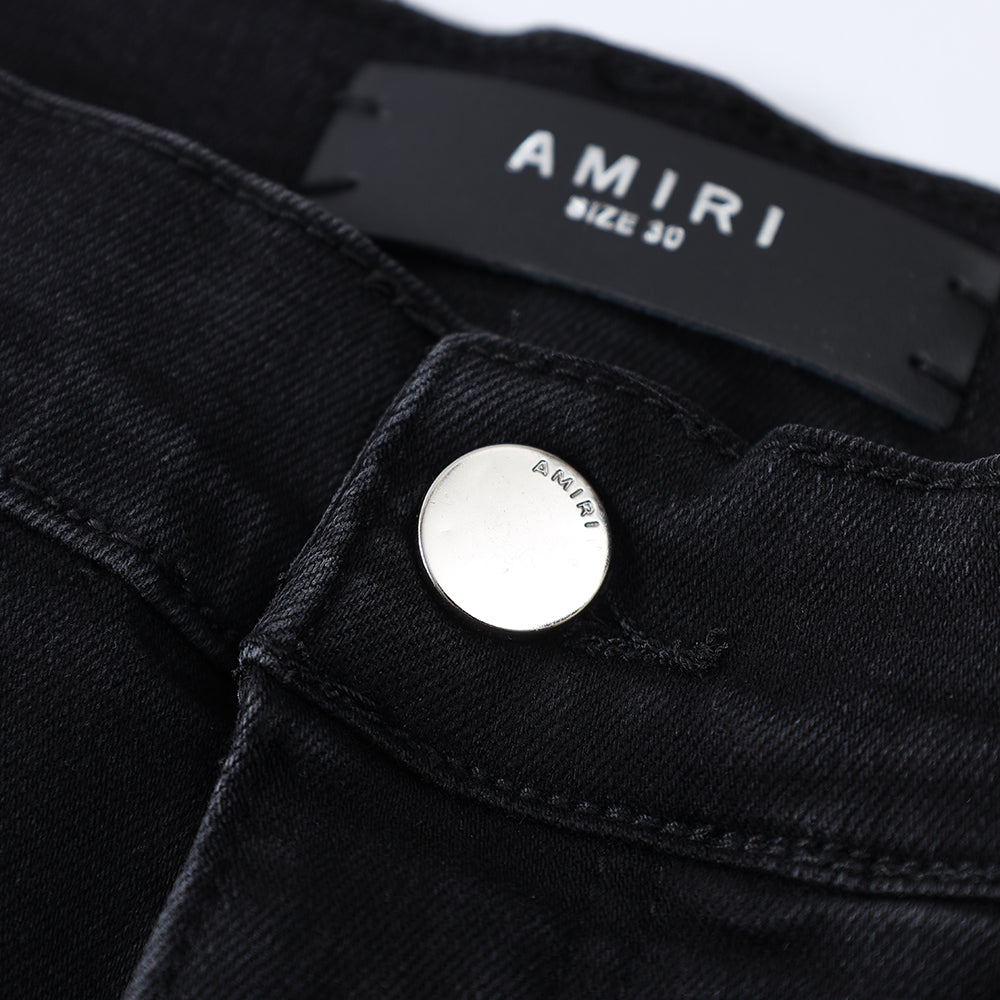 
                      
                        AMIRI JEANS Y204
                      
                    