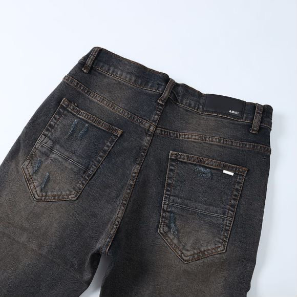 
                      
                        AMIRI JEANS Y253
                      
                    