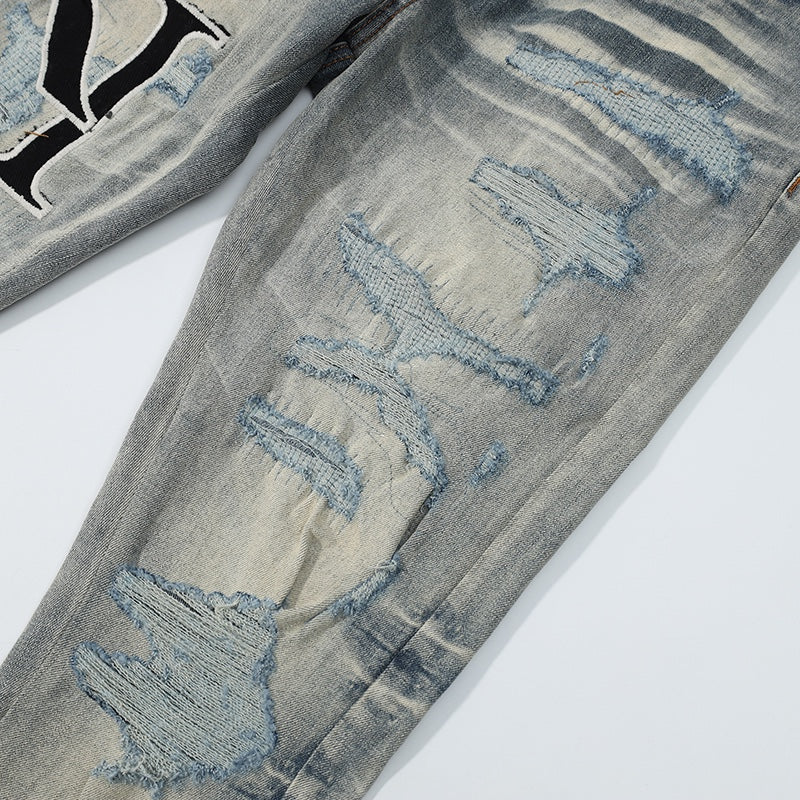 
                      
                        AMIRI JEANS Y189
                      
                    