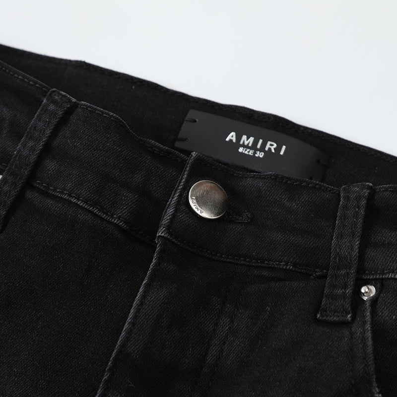 
                      
                        AMIRI JEANS Y225
                      
                    