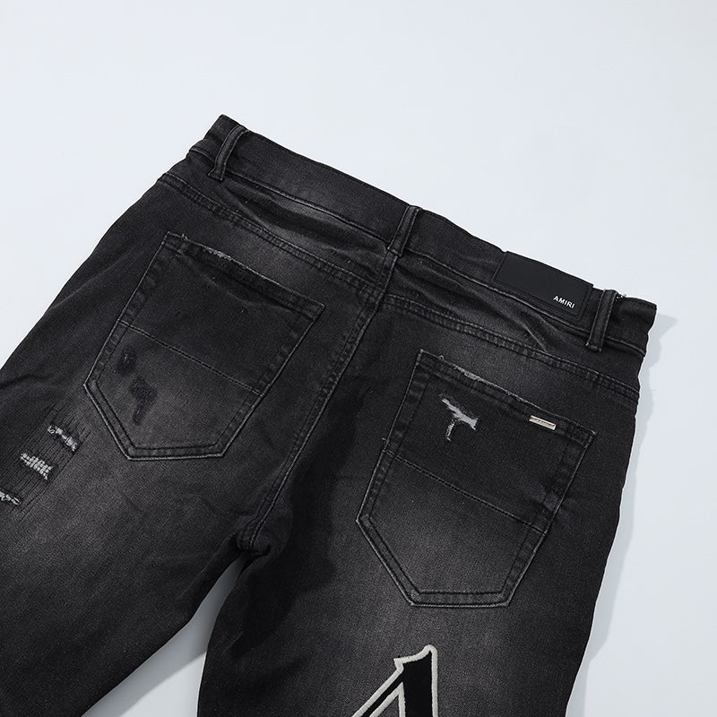 
                      
                        AMIRI JEANS Y190
                      
                    