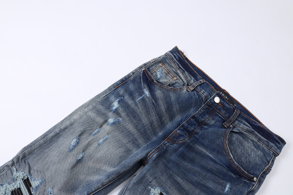 
                      
                        AMIRI JEANS Y183
                      
                    