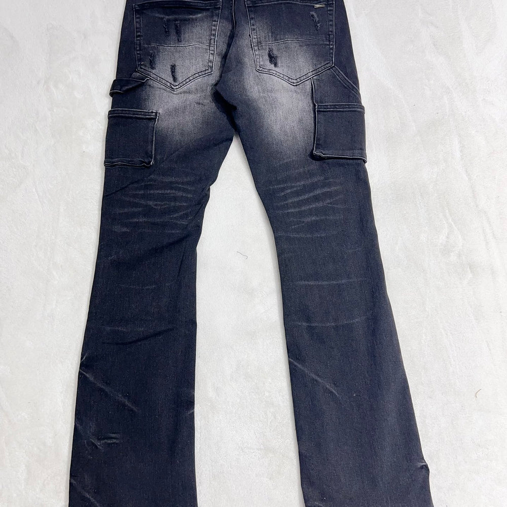 
                      
                        AMIRI JEANS Y256
                      
                    