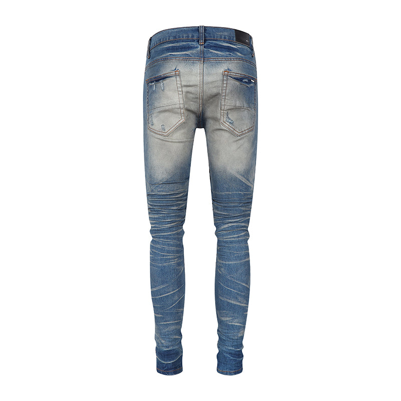 
                      
                        AMIRI JEANS Y230
                      
                    