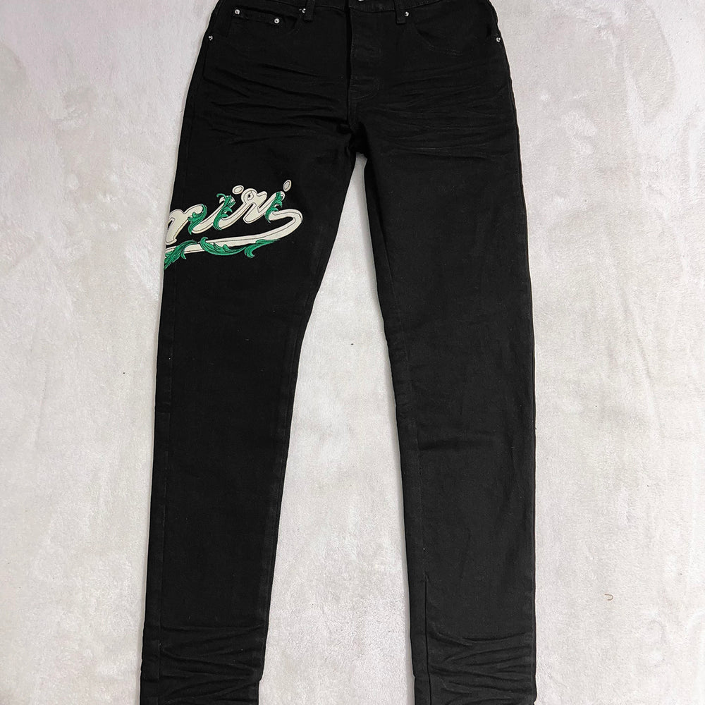 
                      
                        AMIRI JEANS Y258
                      
                    