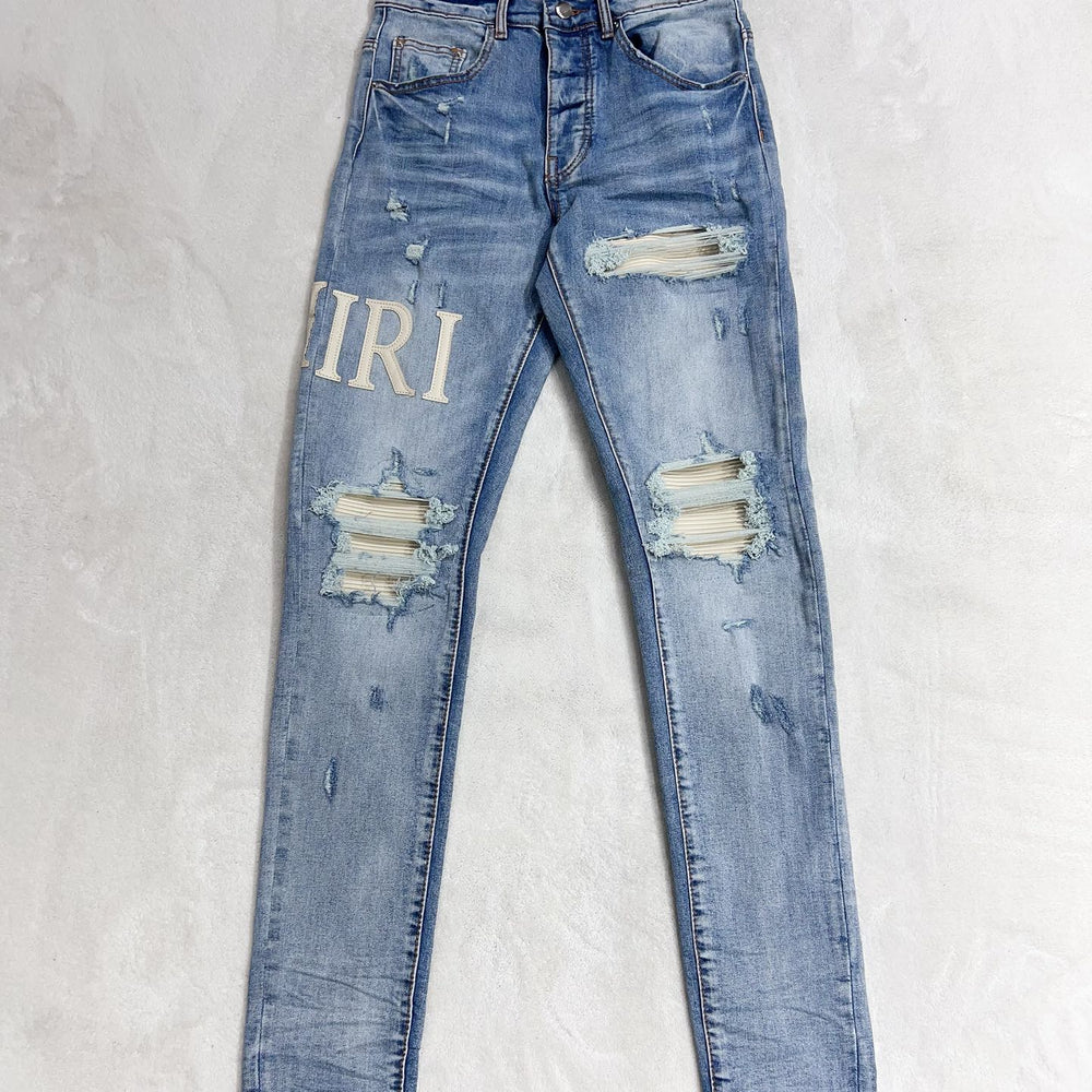 
                      
                        AMIRI JEANS Y263
                      
                    