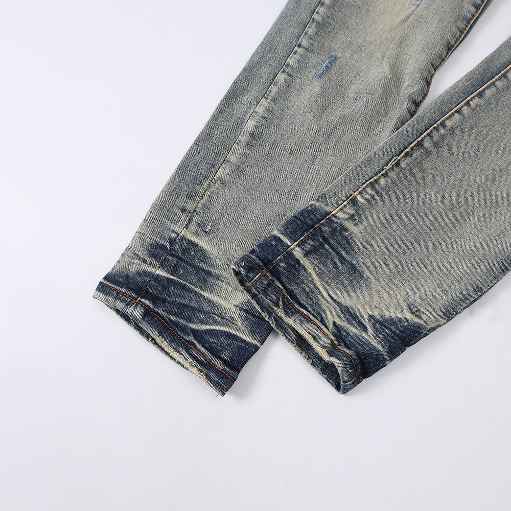 
                      
                        AMIRI JEANS Y248
                      
                    