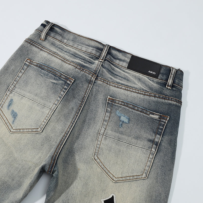 
                      
                        AMIRI JEANS Y189
                      
                    