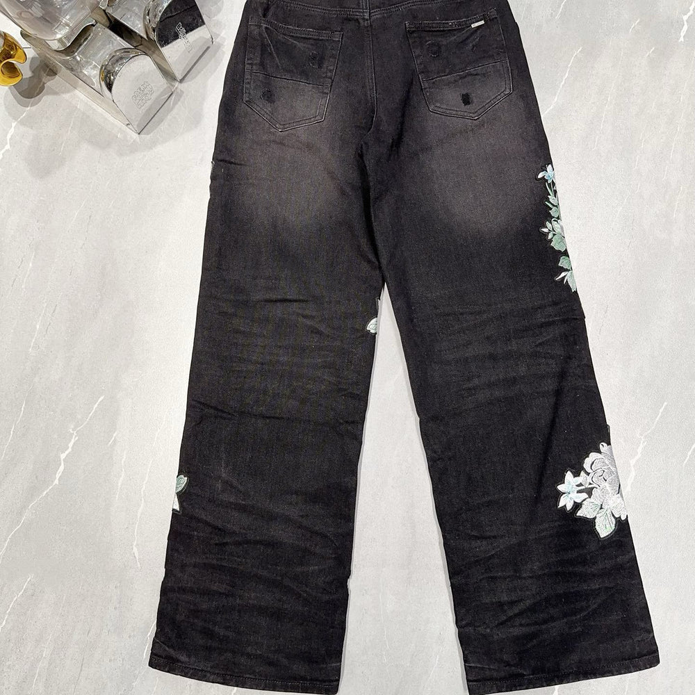 
                      
                        AMIRI JEANS Y307
                      
                    