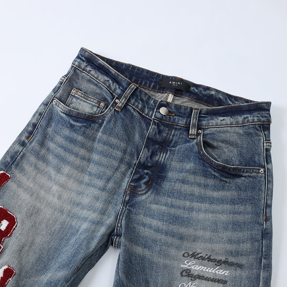 
                      
                        AMIRI JEANS Y232
                      
                    