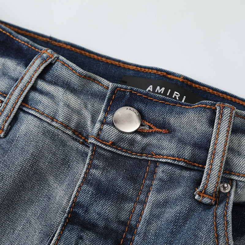 
                      
                        AMIRI JEANS Y228
                      
                    