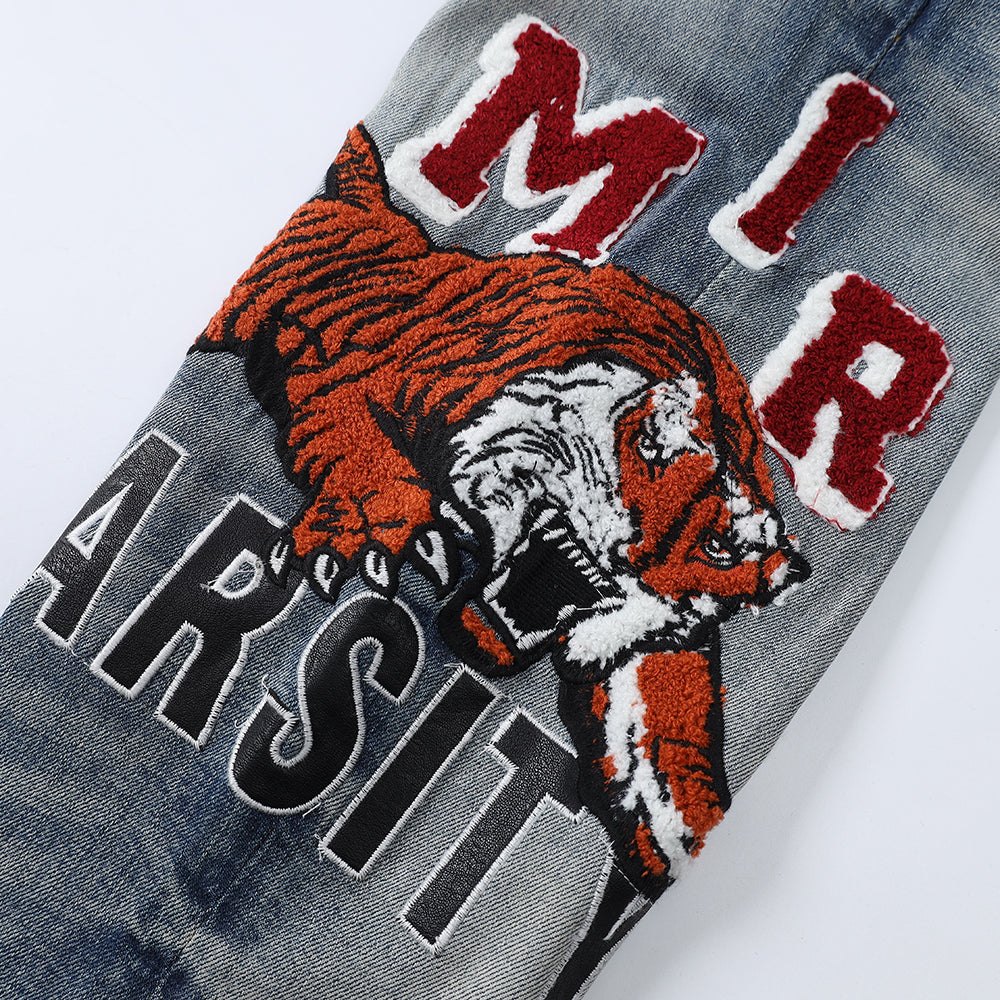 
                      
                        AMIRI JEANS Y232
                      
                    