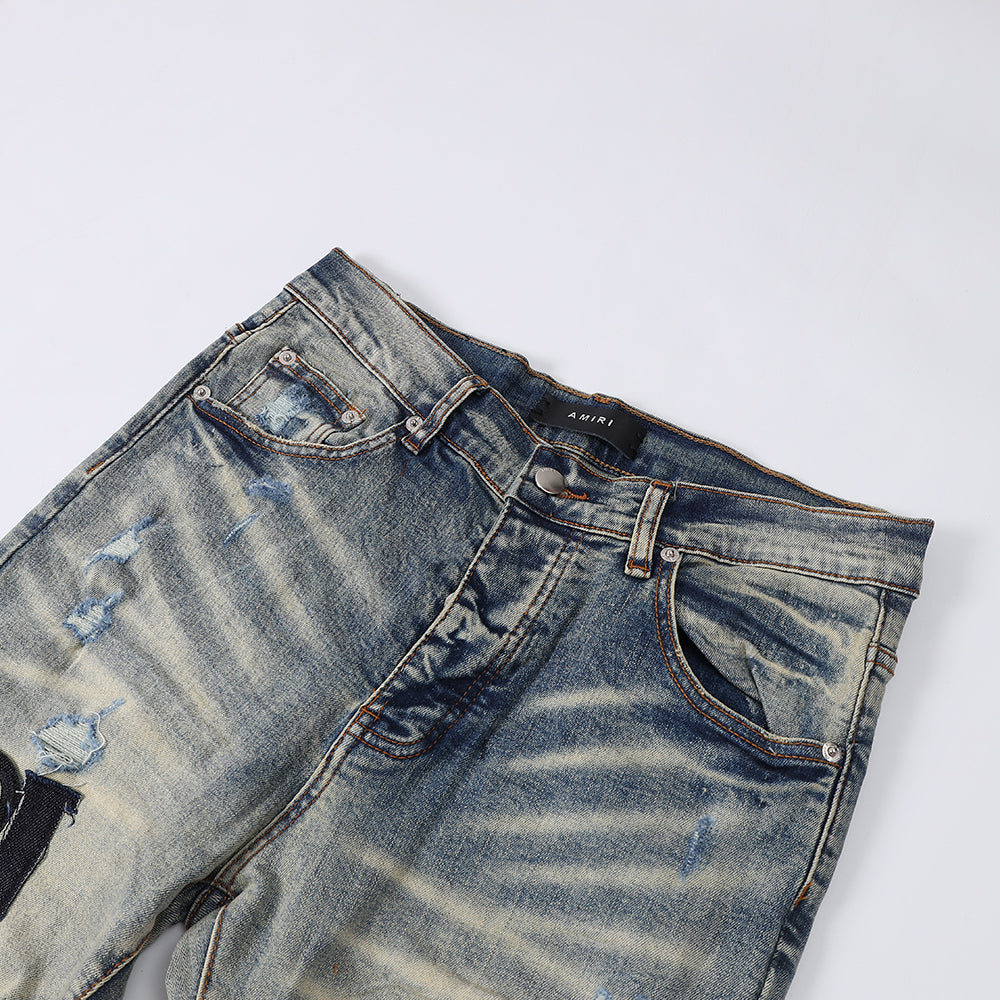 
                      
                        AMIRI JEANS Y248
                      
                    