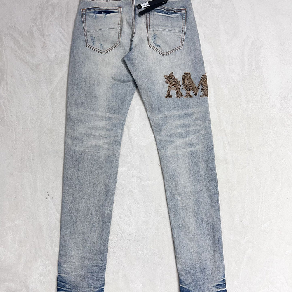 
                      
                        AMIRI JEANS Y257
                      
                    