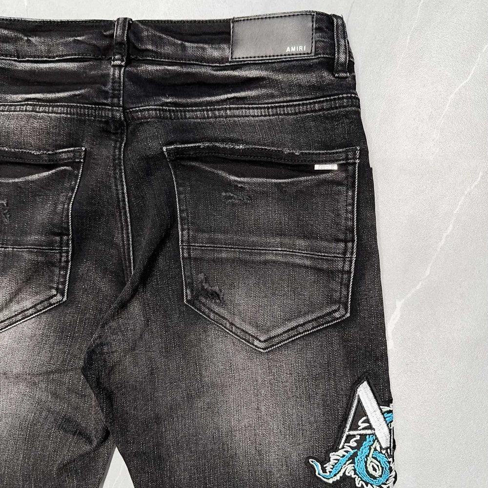 
                      
                        AMIRI JEANS Y308
                      
                    