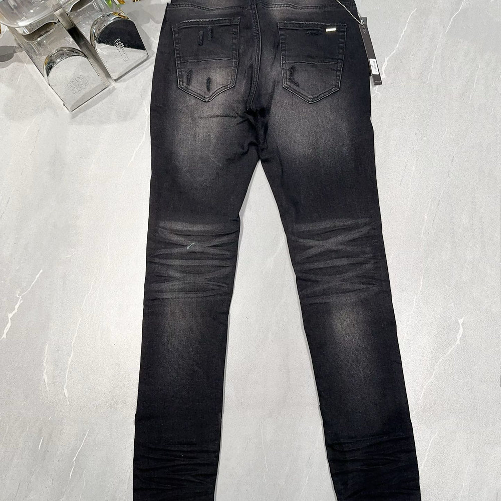 
                      
                        AMIRI JEANS Y294
                      
                    